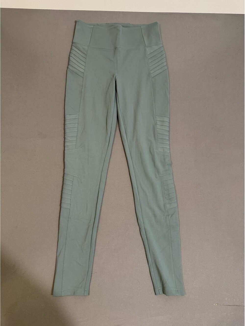 Athleta Delancey Moto Tight Leggings Sage Size M Ribbed Panels Zip Ankle